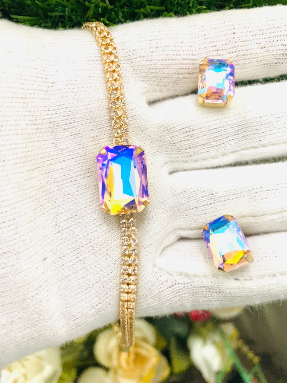 ✨ "Aurora Shimmer" Luxury Gold-Plated Bracelet & Earring Set ✨