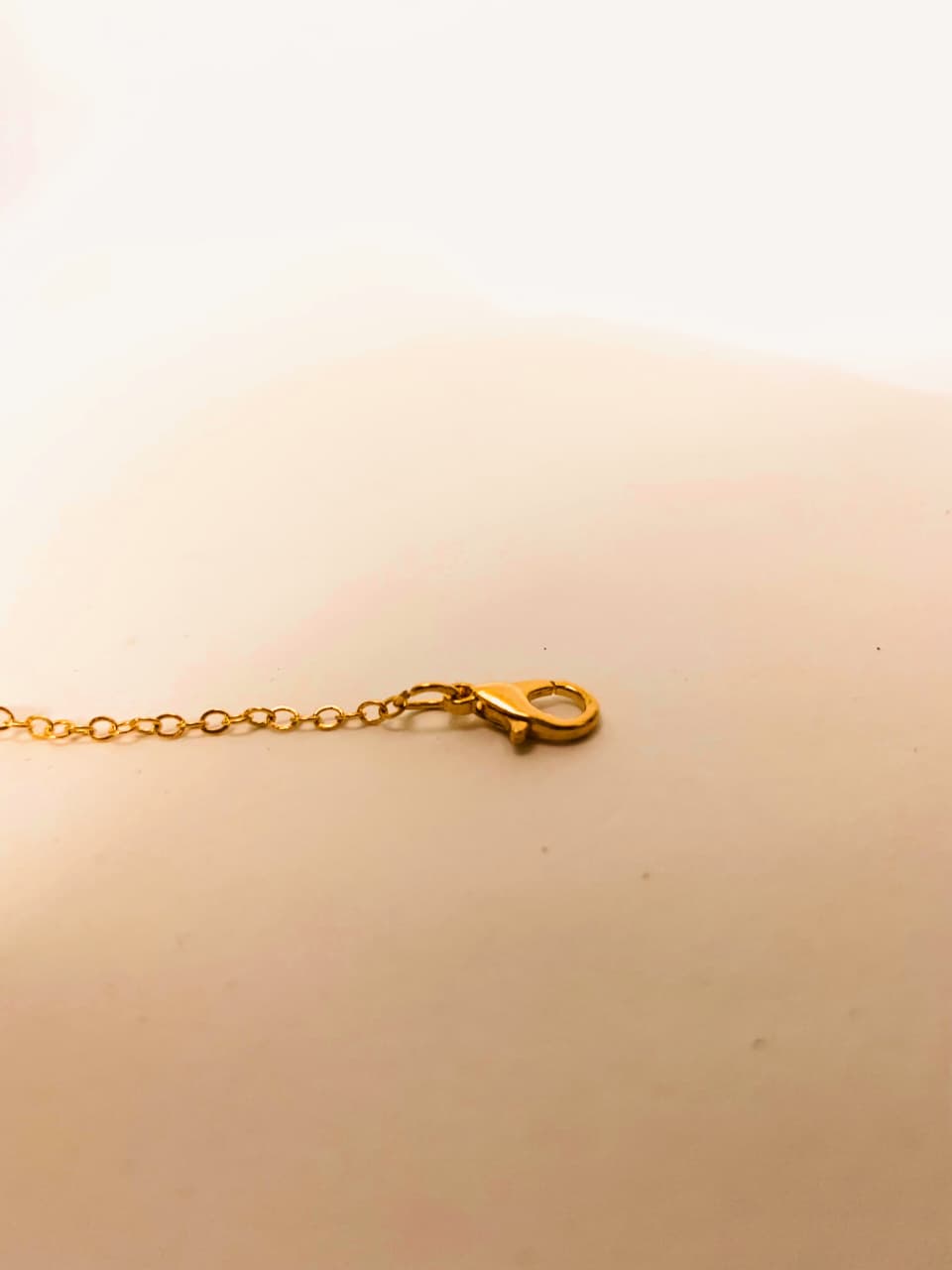 ✨ "Elegant Circles" Gold-Tone & Enamel Bracelet ✨