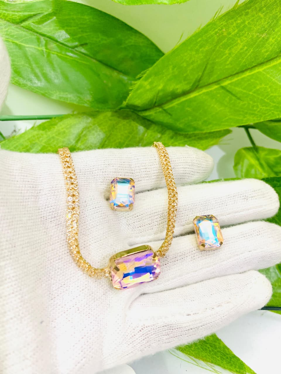 ✨ "Aurora Shimmer" Luxury Gold-Plated Bracelet & Earring Set ✨